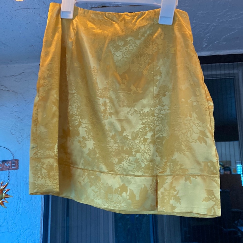For fall… yellow gold mini